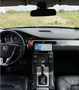 Volvo S80 2,4D5 (13 foto / 15)