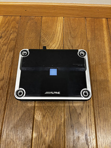 Alpine PDX-1.600 Digitaalne Auto Monovõimendi amplifier (1 foto / 4)