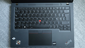 Lenovo ThinkPad T14 14" / Ryzen 5 - 6650U / 16 GB / 500GB (3 foto / 3)