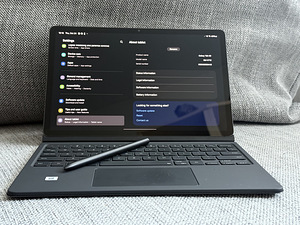 Samsung Tab S9 (Wifi) 128GB+Klaviatuur (2 foto / 2)