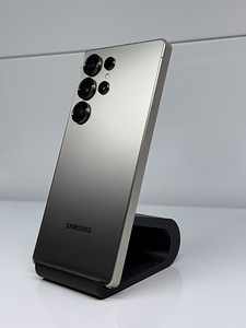 Samsung Galaxy S25 Ultra Titanium Gray 256GB (1 foto / 3)