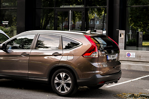 Usaldusväärne auto Honda CR-V 2013 / 2.0 (3 foto / 15)