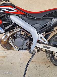 Aprilia SX 50 FACTORY 2,2kW (6 foto / 10)