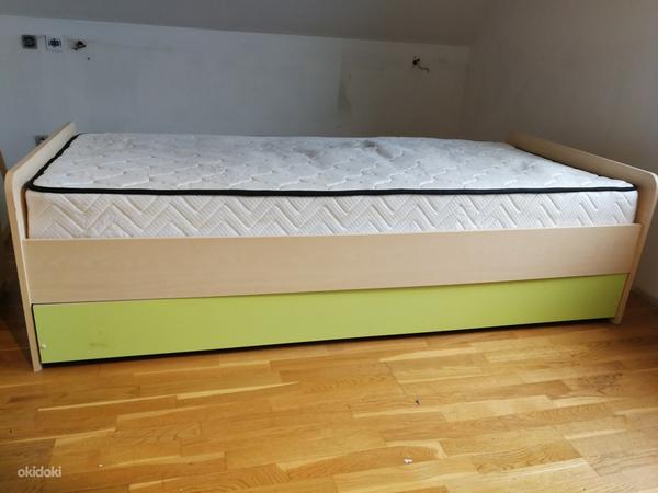 Кровать с матрасом 900 x 2000 mm (фото #1)