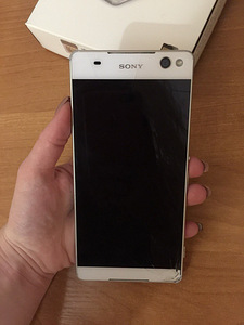 Сони xperia c5