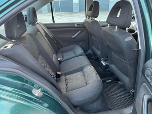MÜÜA VOLKSWAGEN BORA (10 foto / 11)