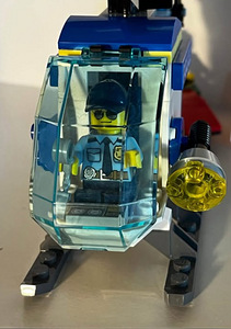 Lego City 60275 (3 foto / 3)