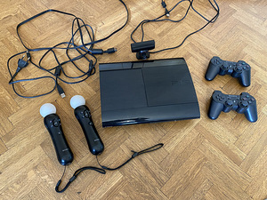Sony PS3 mängukonsool + mängud (1 foto / 2)