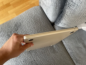 MacBook Air (15-tolline, M2, 2023) (7 foto / 8)