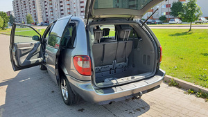 Chrysler Grand Voyager (4 foto / 10)