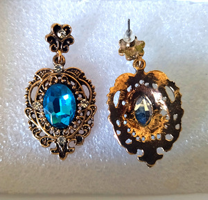 Серьги / kõrvarõngad (2 фото из 4)