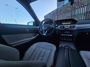 Mercedes-Benz (6 foto / 11)