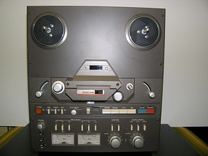 Stuudio magnetofon TASCAM 32 (1 foto / 1)