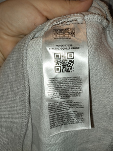 Стильная кофта Guess (4 фото из 5)