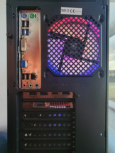 Mänguriarvuti: GTX 960, i5 (5 foto / 6)