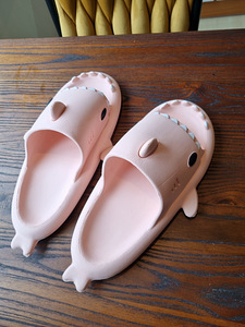 Hai sussid, shark slippers (4 foto / 5)