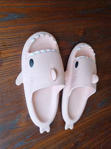 Hai sussid, shark slippers (5 foto / 5)