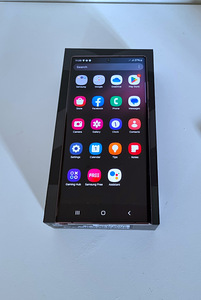 Samsung Galaxy S22 Ultra 5G 128GB (4 foto / 4)