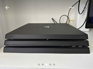 PS4 PRO 1TB + 10 игр + 2 контроллера (1 фото из 5)