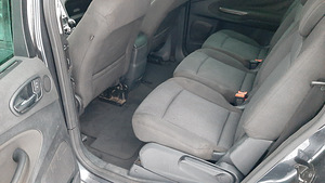 FORD S-MAX (8 фото из 10)