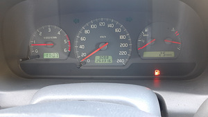 Volvo v40 (7 фото из 10)