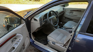 Volvo v40 (10 фото из 10)