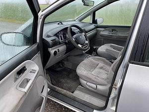 FORD GALAXY 1.9TDI (8 foto / 10)