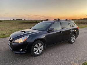 SUBARU LEGACY 4x4 (1 foto / 10)