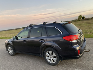 SUBARU LEGACY 4x4 (2 foto / 10)