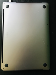 MacBook Pro (13-inch, 2017) (2 foto / 7)