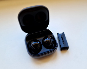 Samsung galaxy buds 2 (2 foto / 3)
