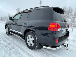 Toyota v8 (4 фото из 11)