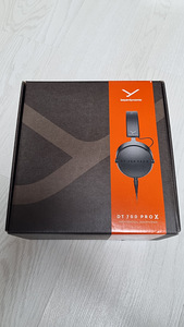 Продается Beyerdynamic DT 700 Pro X (2 фото из 3)