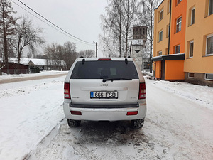 Jeep Grand Cherokee LIMITED 3.0 CRD 160kW (4 foto / 6)