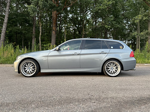 BMW 330d 170kw e91 (8 фото из 11)