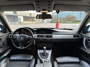 BMW 330d 170kw e91 (9 фото из 11)