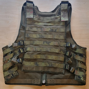 Taktikaline vest (2 foto / 2)
