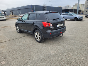 Nissan Qashqai (3 foto / 9)