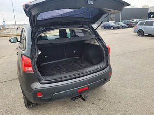 Nissan Qashqai (4 foto / 9)