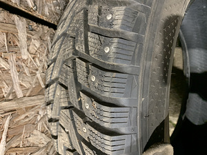 Шины 225/65 r17 (1 фото из 4)