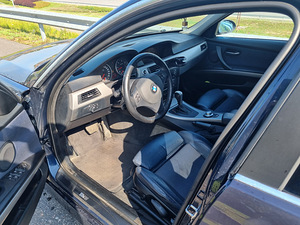 BMW 330XD 2005 (5 фото из 8)