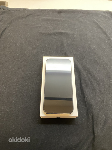 iPhone 15, black, 128GB + magsafe wallet