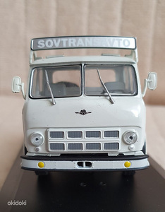 Модель MAZ 500 Sovtransavto 1:43 (2 фото из 3)