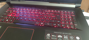 Acer Predator helios 300 (4 foto / 5)
