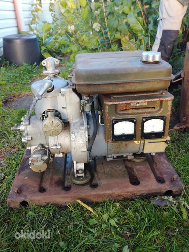 Бензиновый мотор -генератор (фото #1)