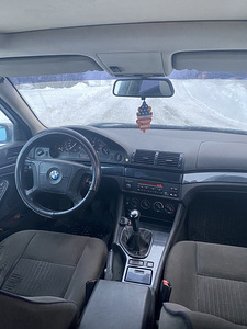 E39 520i manuaal (5 foto / 6)