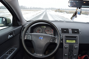 Volvo S40 фейслифтинг (11 фото из 11)