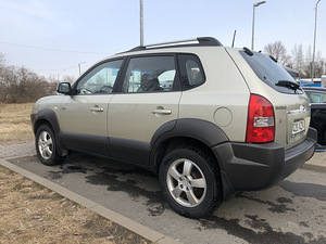Hyundai TUCSON (5 фото из 5)