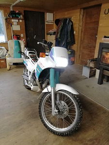 Honda NX250 (1 foto / 2)