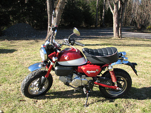 Honda Monkey Z125M (2 foto / 2)